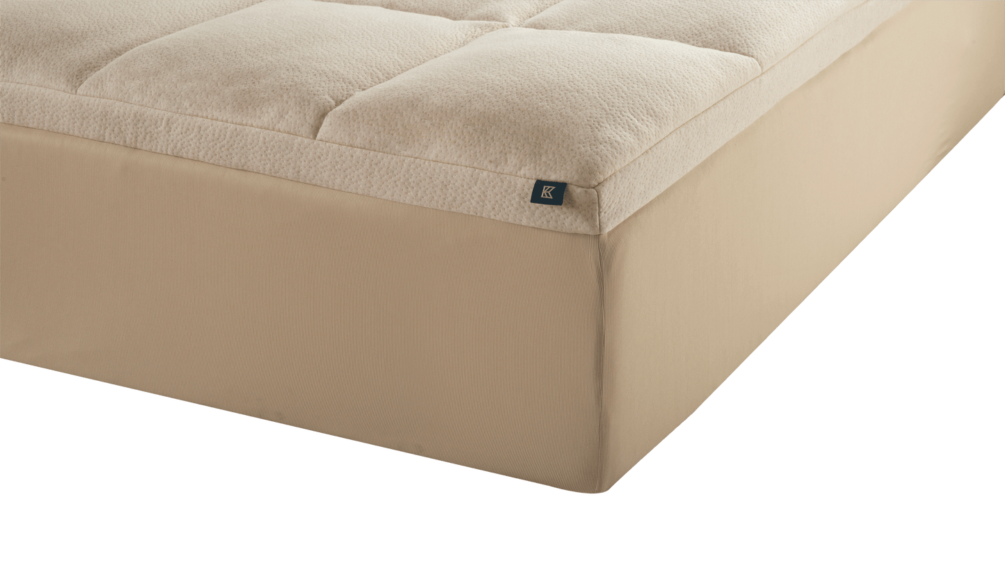 Keetsa Luxurious Comfort Layer close-up corner detail showcasing the textured fabric cover, tailored edges, and premium finish that enhance both durability and refined bedroom style